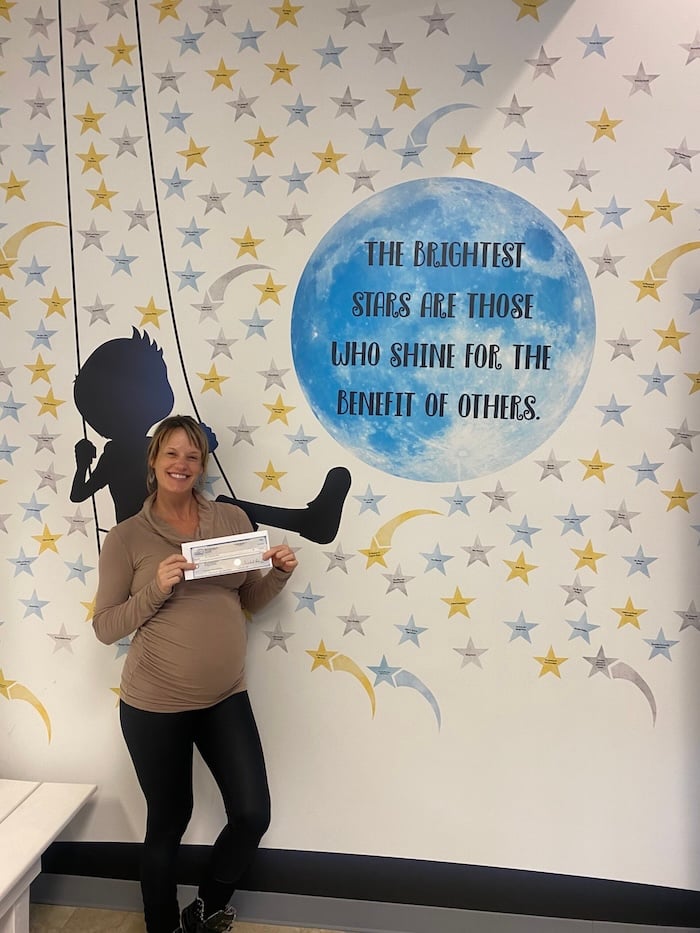 Gigis-Check-Picture-scaled